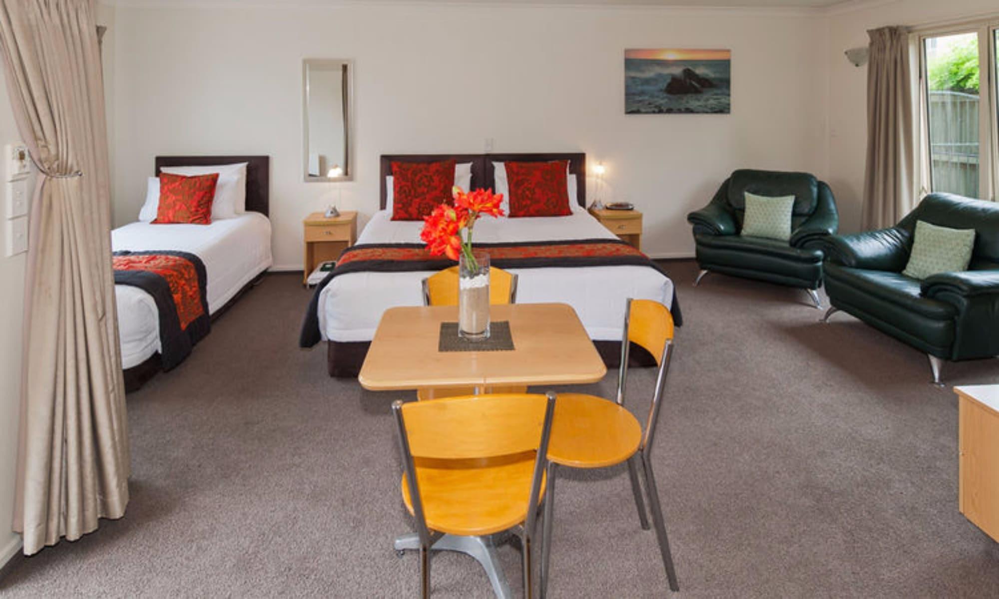 Colombo In The City Christchurch Eksteriør billede A typical motel room