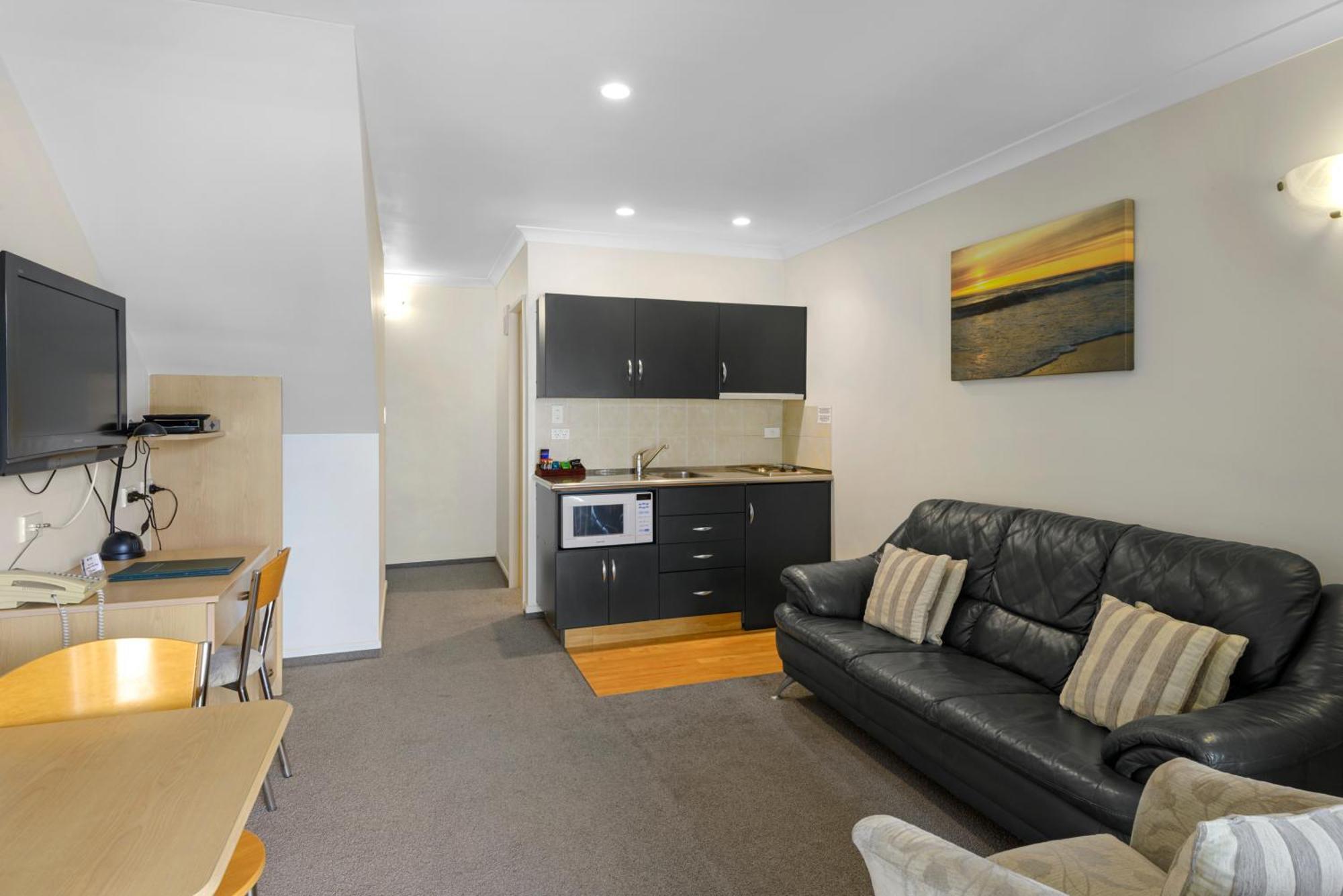 Colombo In The City Christchurch Eksteriør billede A typical apartment at the hotel